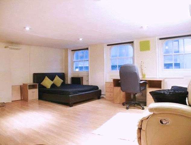  Image of Flat to rent in Duke Street London W1U at Duke Street  London, W1U 1LF