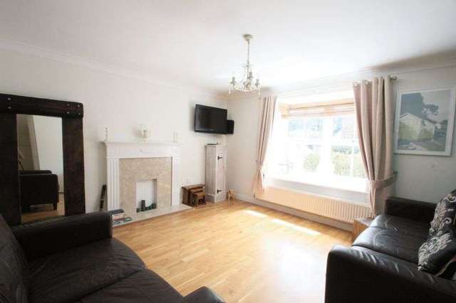  Image of 3 bedroom Detached house for sale in Egdon Close Ferndown BH22 at Egdon Close  Ferndown, BH22 8LF
