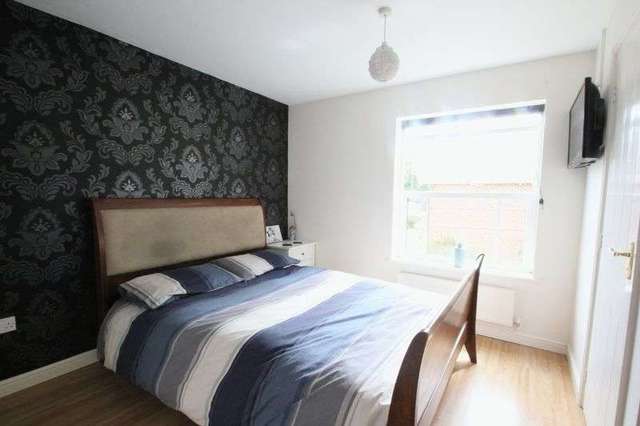  Image of 3 bedroom Detached house for sale in Egdon Close Ferndown BH22 at Egdon Close  Ferndown, BH22 8LF