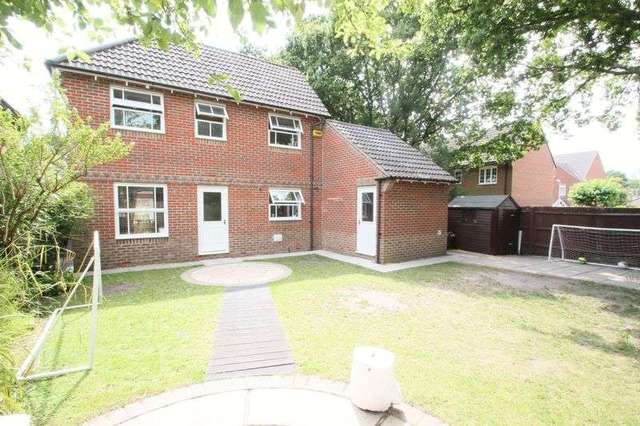  Image of 3 bedroom Detached house for sale in Egdon Close Ferndown BH22 at Egdon Close  Ferndown, BH22 8LF