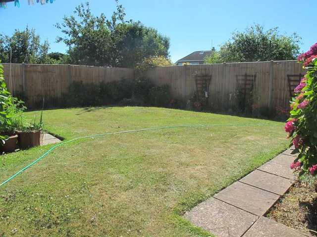  Image of 4 bedroom Detached house for sale in Ellerslie Close Fareham PO14 at Ellerslie Close Hill Head Fareham, PO14 3LH