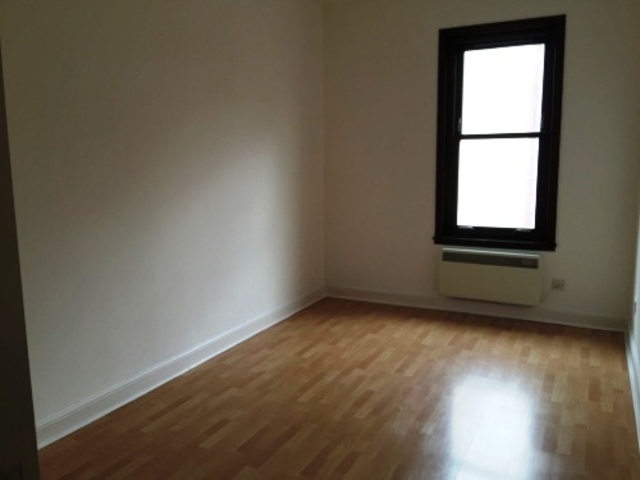  Image of 2 bedroom Flat to rent in Elmbank Street Glasgow G2 at City Centre Glasgow Glasgow, G2 4NY