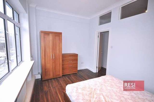  Image of 2 bedroom Flat to rent in Euston Road London NW1 at Euston Road  London, NW1 3AA