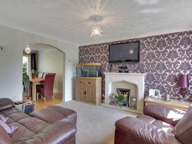  Image of 3 bedroom Detached house for sale in Evans Close Maidenbower Crawley RH10 at Evans Close Maidenbower Crawley, RH10 7WN