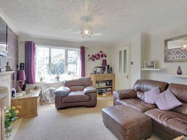  Image of 3 bedroom Detached house for sale in Evans Close Maidenbower Crawley RH10 at Evans Close Maidenbower Crawley, RH10 7WN