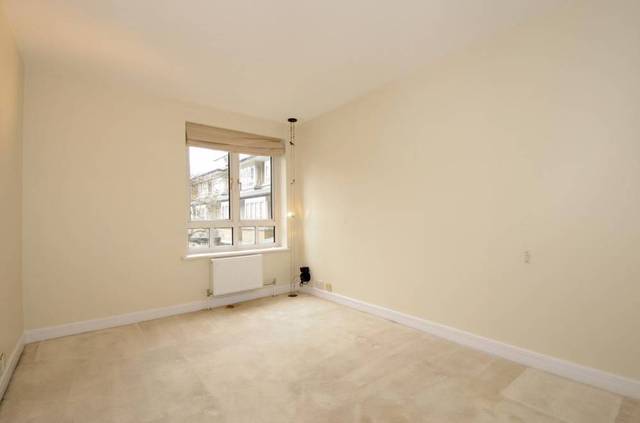  Image of 1 bedroom Flat to rent in Admiral Walk London W9 at Falcon Lodge  Admiral Walk, W9 3TA