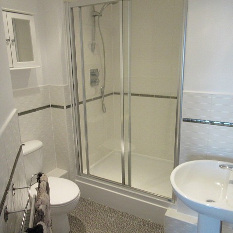  Image of 2 bedroom Flat to rent in Ffordd James Mcghan Cardiff CF11 at Cardiff, CF11 7JU