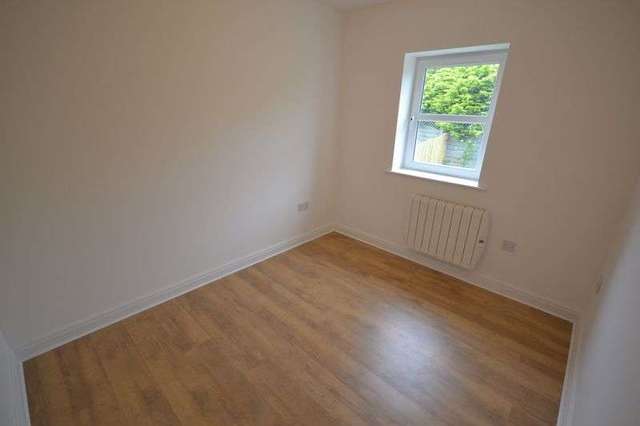  Image of 3 bedroom Semi-Detached house to rent in Ffordd Werdd Gorslas Llanelli SA14 at Ffordd Werdd Gorslas Llanelli, SA14 7NE