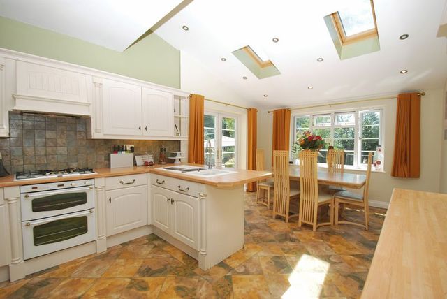  Image of 4 bedroom Semi-Detached house for sale in Flynt Avenue Allesley Coventry CV5 at Flynt Avenue Allesley Village Coventry, CV5 9GF