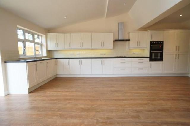  Image of 3 bedroom Detached house for sale in Fouracre Road Downend Bristol BS16 at Downend  Bristol, BS16 6PG