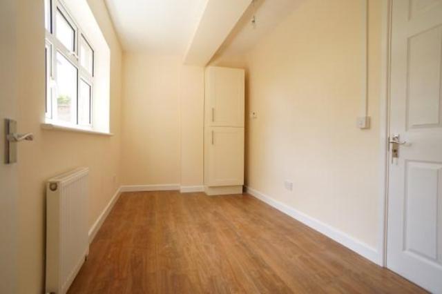  Image of 4 bedroom Detached house for sale in Fouracre Road Downend Bristol BS16 at Downend  Bristol, BS16 6PG