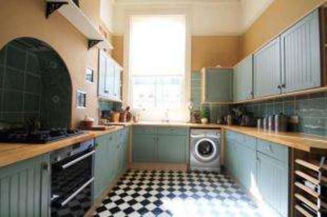  Image of 2 bedroom Flat for sale in Fourth Avenue Hove BN3 at Hove East Sussex Hove, BN3 2PL