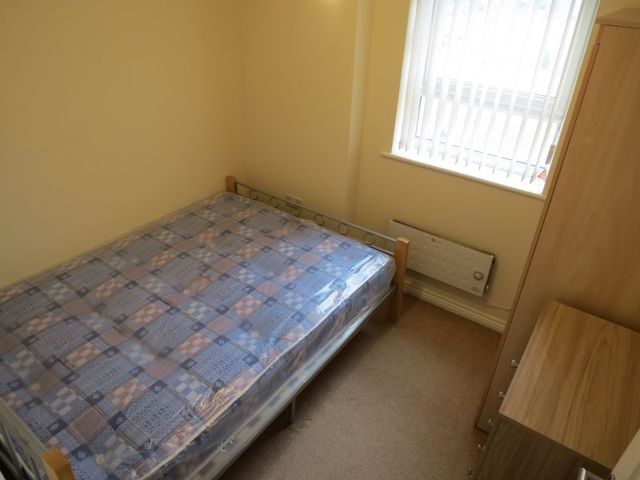 Image of 2 bedroom Apartment to rent in Middlewood Street Salford M5 at Middlewood Street  Salford, M5 4LW