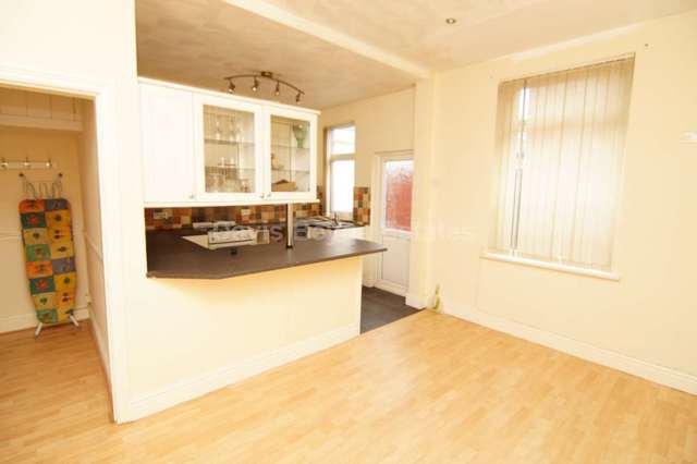  Image of 3 bedroom Terraced house to rent in Gainsborough Road Wavertree Liverpool L15 at Gainsborough Road  Liverpool, L15 3HX