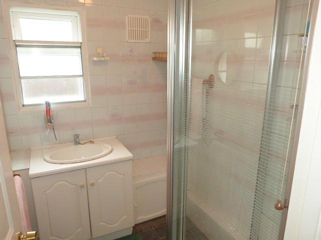  Image of 3 bedroom Detached house for sale in Gilpin Way Harlington Hayes UB3 at Harlington, UB3 5LZ