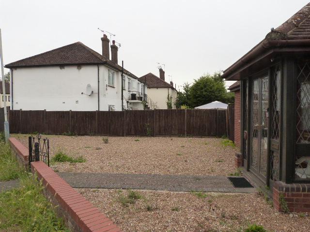  Image of 3 bedroom Detached house for sale in Gilpin Way Harlington Hayes UB3 at Harlington, UB3 5LZ