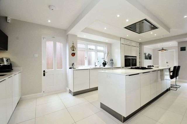  Image of 5 bedroom Detached house for sale in Glanleam Road Stanmore HA7 at Glanleam Road  Stanmore, HA7 4NW