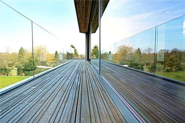  Image of 5 bedroom Detached house for sale in Glanleam Road Stanmore HA7 at Stanmore Middlesex Stanmore, HA7 4NW