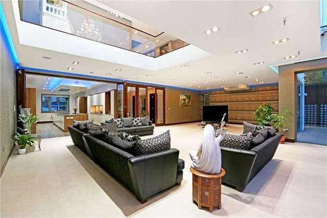  Image of 5 bedroom Detached house for sale in Glanleam Road Stanmore HA7 at Stanmore Middlesex Stanmore, HA7 4NW
