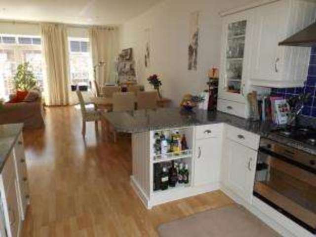  Image of 2 bedroom Maisonette for sale in Redcliff Street Redcliffe Bristol BS1 at 100 Redcliff Street Bristol, BS1 6LP