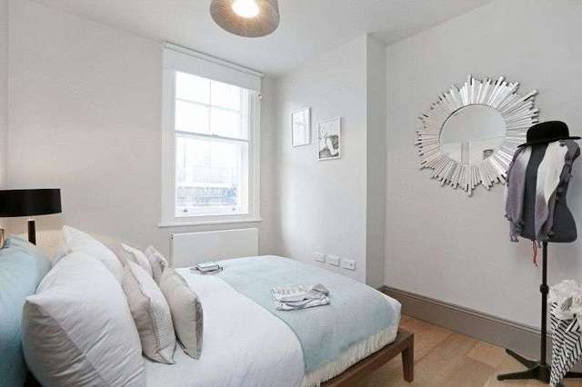  Image of 2 bedroom Flat to rent in Goodge Street London W1T at Goodge Street  London, W1T 4NG