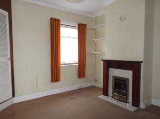  Image of 2 bedroom Bungalow for sale in Pound Lane Gorleston Great Yarmouth NR31 at Gorleston Great Yarmouth Gorleston on Sea, NR31 7QY
