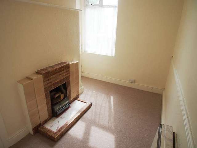  Image of 2 bedroom Flat to rent in Gorsehill Road Wallasey CH45 at Wallasey, CH45 9JA