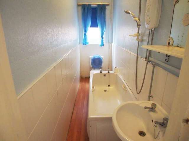  Image of 2 bedroom Flat to rent in Gorsehill Road Wallasey CH45 at Wallasey, CH45 9JA