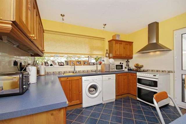  Image of 2 bedroom Detached house for sale in Grange Road Paignton TQ4 at Grange Road Goodrington Paignton, TQ4 7JT