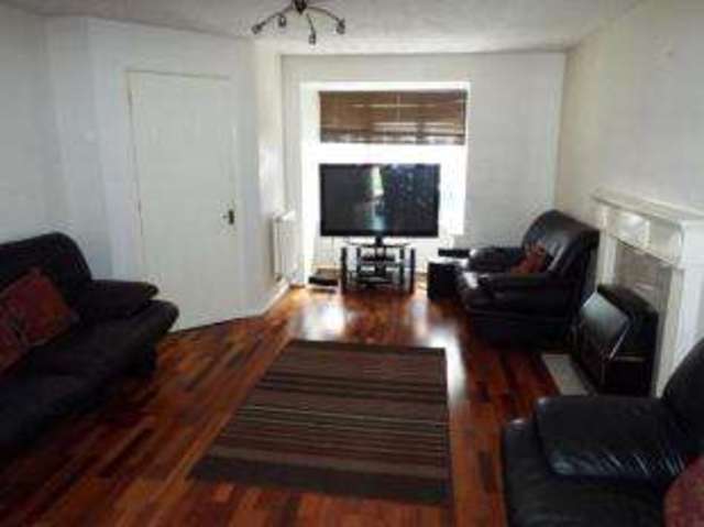  Image of 4 bedroom Detached house for sale in Newburgh Road Grays RM17 at Grays Essex Grays, RM17 6UG