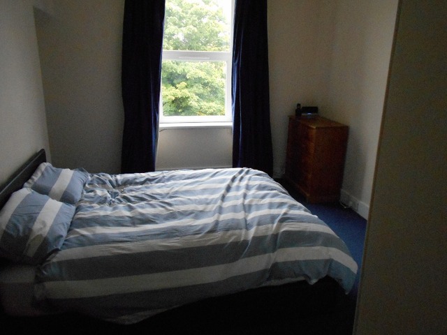  Image of 2 bedroom Flat to rent in Great Western Road Aberdeen AB10 at City Centre Aberdeen Aberdeen, AB10 6PB