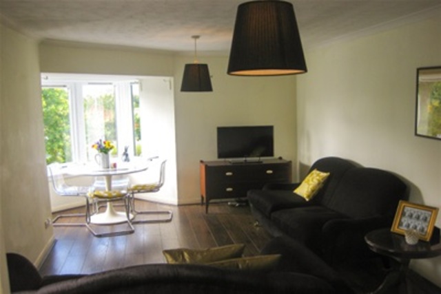  Image of 2 bedroom Flat to rent in Greenhead Street Glasgow G40 at Dalmarnock Glasgow Glasgow, G40 1HX
