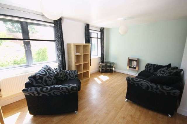  Image of 1 bedroom Flat for sale in Griffiths Avenue St. Marks Cheltenham GL51 at 35, Griffiths Avenue St Marks Cheltenham, GL51 7AZ