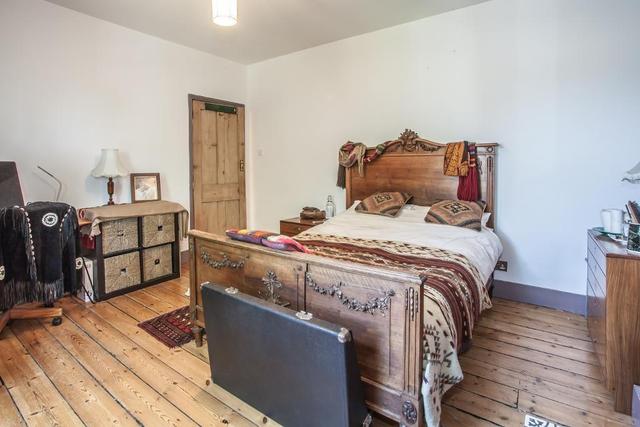 Image of 4 bedroom Detached house for sale in Grove Road London W3 at Acton  London, W3 6AW