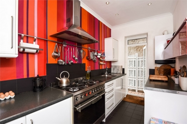  Image of 2 bedroom Flat for sale in High Street London NW10 at Harlesden Harlesden, NW10 4SP