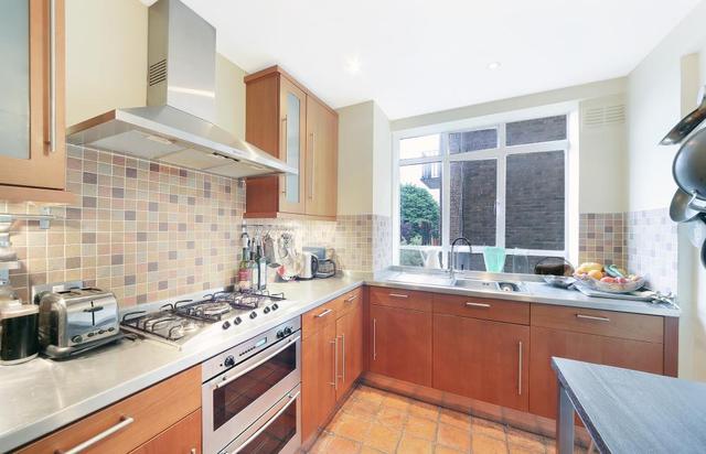  Image of 2 bedroom Flat to rent in St. Johns Wood Road London NW8 at Harrow Lodge  Northwick Terrace, NW8 8HR