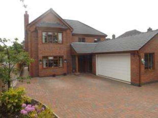  Image of 4 bedroom Detached house for sale in Hartwell Lane Rough Close Stoke-on-Trent ST3 at Rough Close Stoke-on-Trent Meirheath, ST3 7NG