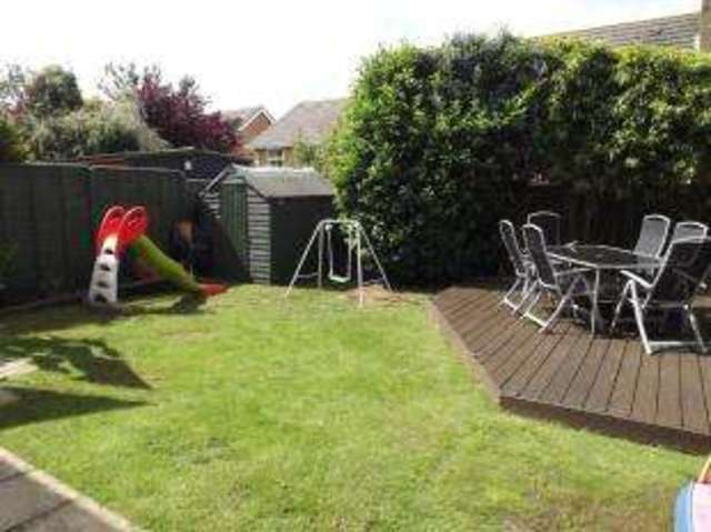  Image of 4 bedroom Detached house for sale in Chatsworth Green Hatch Warren Basingstoke RG22 at Hatch Warren Basingstoke Kempshott, RG22 4QA