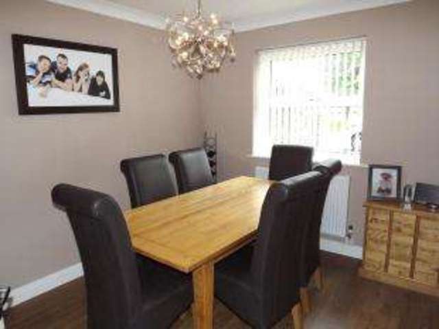  Image of 4 bedroom Detached house for sale in Chatsworth Green Hatch Warren Basingstoke RG22 at Hatch Warren Basingstoke Kempshott, RG22 4QA