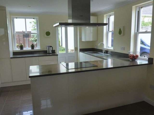  Image of 4 bedroom Detached house for sale in Head Croft Flax Bourton Bristol BS48 at Head Croft  Flax Bourton, BS48 1US