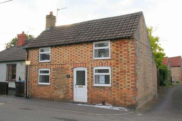  Image of 2 bedroom Detached house for sale in High Street Reepham Lincoln LN3 at High Street Reepham Lincoln, LN3 4DP