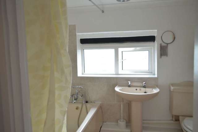  Image of 1 bedroom Apartment to rent in High Street Northchurch Berkhamsted HP4 at High Street Northchurch Berkhamsted, HP4 3QH