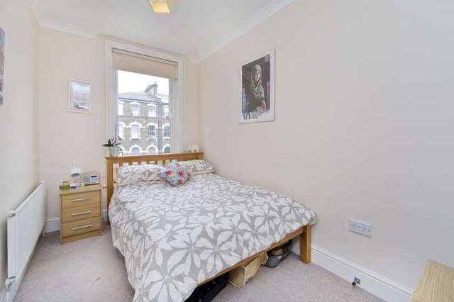  Image of 2 bedroom Flat to rent in Highbury Hill London N5 at Highbury London Drayton Park, N5 1AP