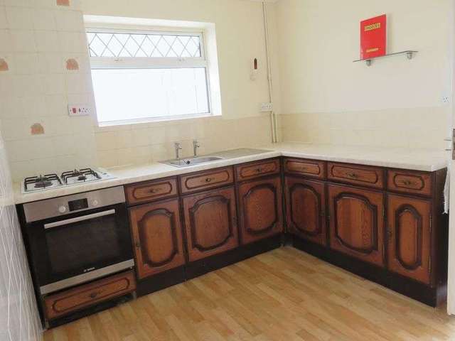  Image of 3 bedroom Detached house to rent in Hill Farm Way Southwick Brighton BN42 at Hill Farm Way Southwick Brighton, BN42 4YG