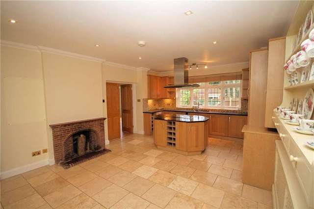  Image of 5 bedroom Detached house for sale in Hill House Avenue Stanmore HA7 at Stanmore Middx Stanmore, HA7 3PG