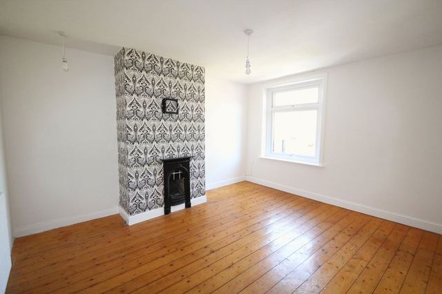  Image of 1 bedroom Terraced house for sale in Holts Terrace Rochdale OL12 at Holts Terrace Central Rochdale Rochdale, OL12 6JQ