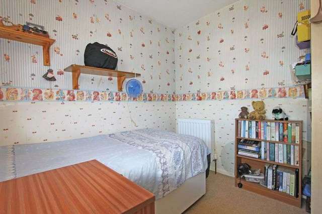  Image of 3 bedroom Terraced house for sale in Valley Road Totton Southampton SO40 at Valley Road Totton Southampton, SO40 9FN