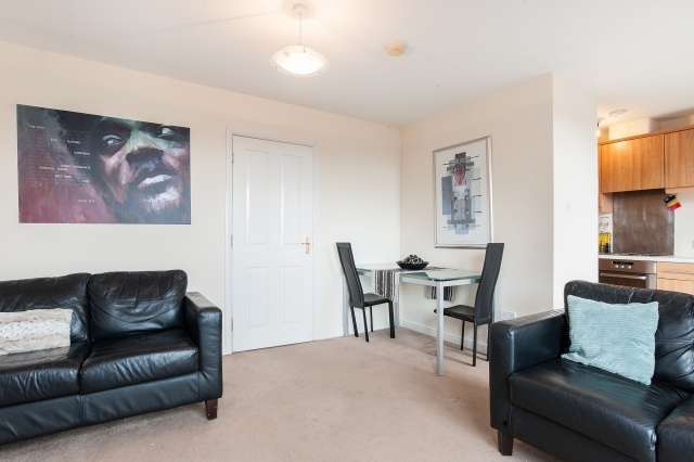 Image of 2 bedroom Flat for sale in Howard Street Glasgow G1 at Glasgow, G1 5HE
