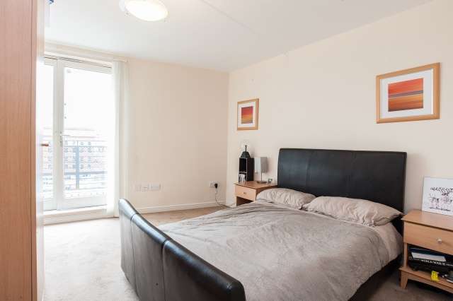  Image of 2 bedroom Flat for sale in Howard Street Glasgow G1 at Glasgow, G1 5HE