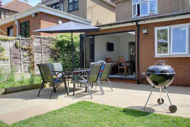  Image of 4 bedroom Detached house for sale in Hyde Lane Nash Mills Hemel Hempstead HP3 at Hyde Lane Kings Langley Hemel Hempstead, HP3 8RY